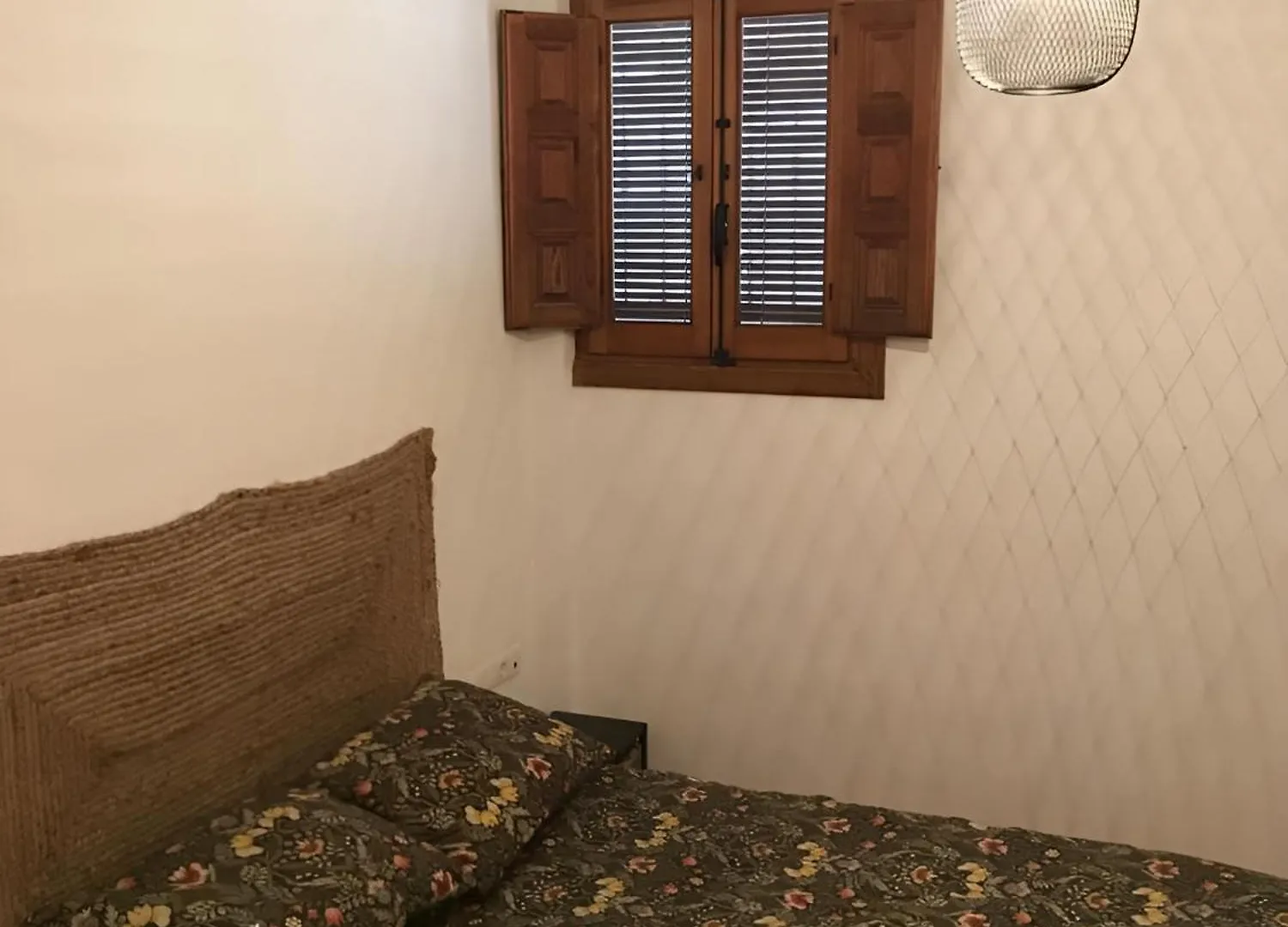 בית נופש Lentegi Casa Valle Verde